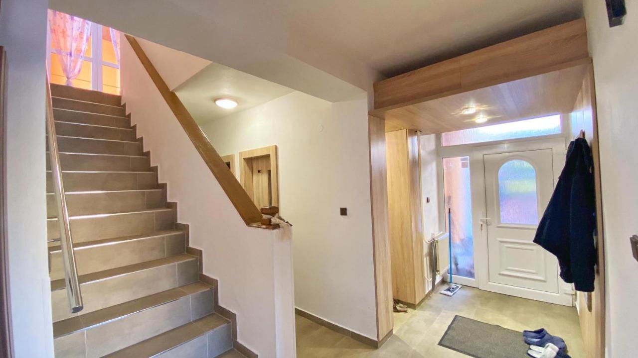 Relax Villa Tatry - Wifi/Tv, Bbq, Billiard โนวาเลสนา ภายนอก รูปภาพ