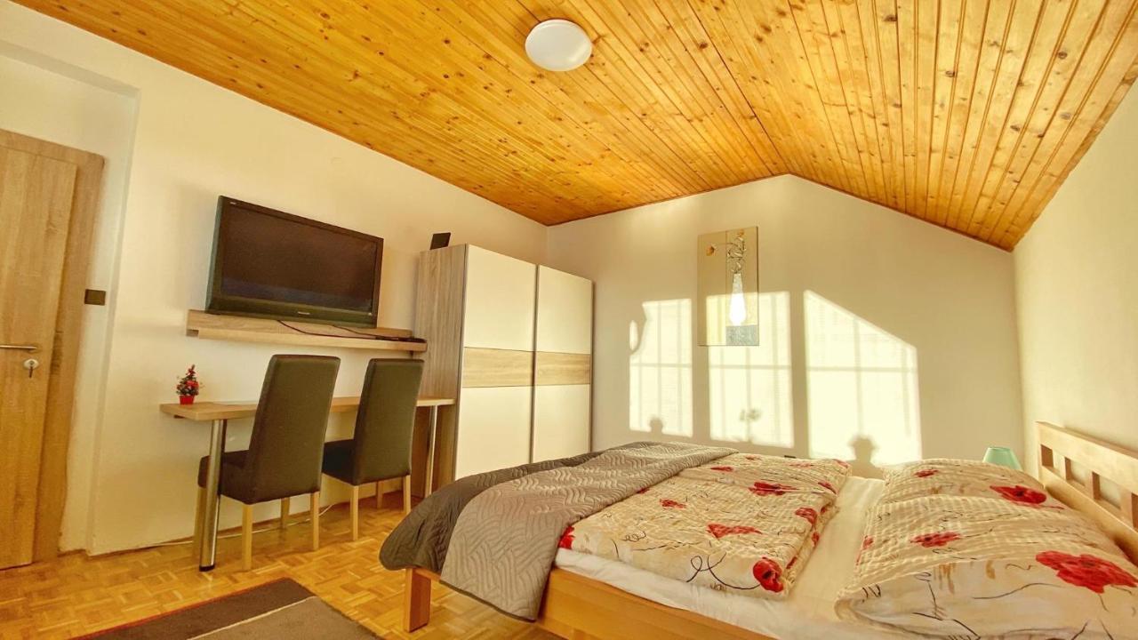 Relax Villa Tatry - Wifi/Tv, Bbq, Billiard โนวาเลสนา ภายนอก รูปภาพ